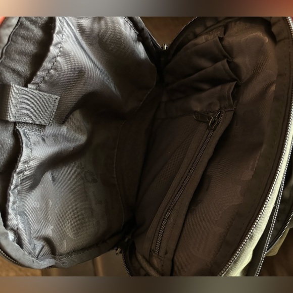 LAPG Backpack - Picture 6 of 6